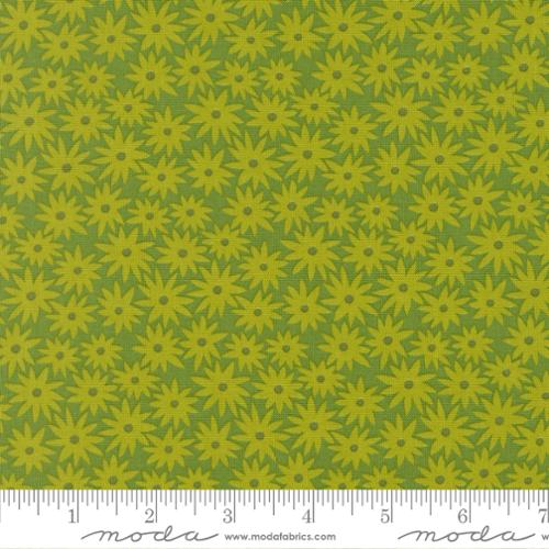 LIMEADE Sedum, Scenery by Elizabeth Hartman for Moda Fabrics