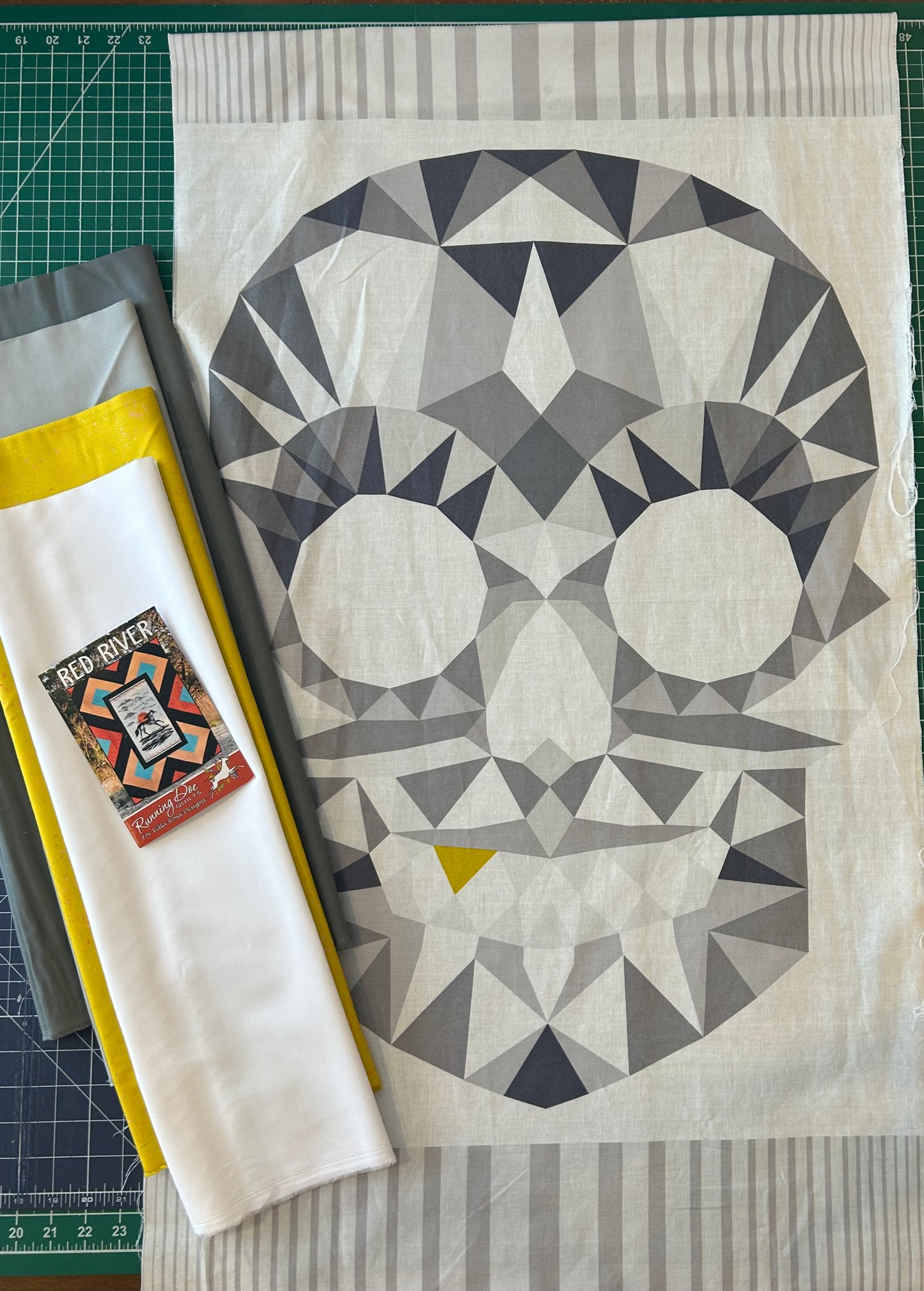 Red River Quilt Kit ft The Watcher Panel