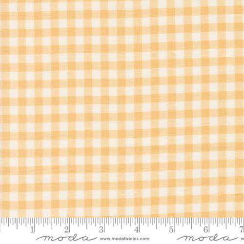 ENJOYABLE YELLOW Cottage Charm Gingham by Moda