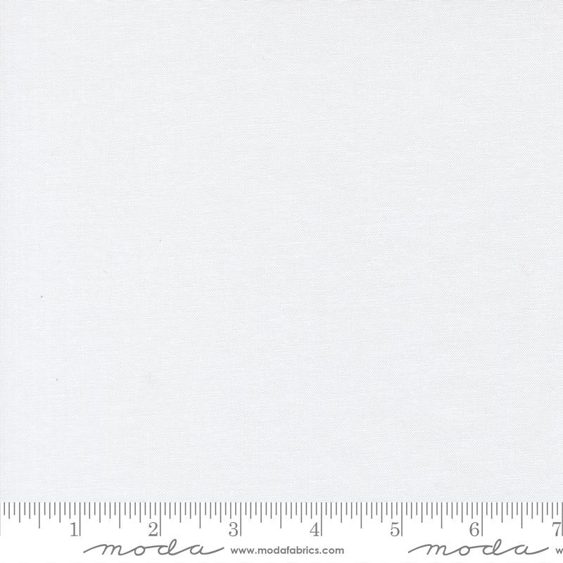 WHITE WHITE Bella Solids by Moda