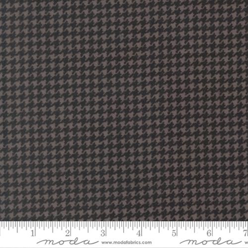 BLACKBIRD Hounds Tooth, Flannel Gatherings Basics by Primitive Gatherings, Moda Fabrics