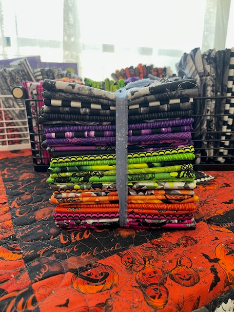 30 Fat Quarter Bundle of Phantasm by Libs Elliott for Andover