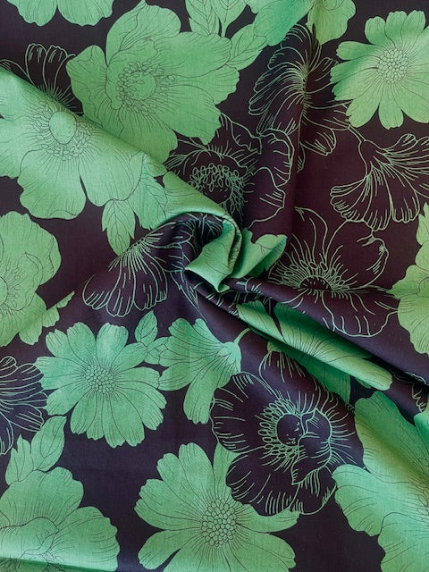 GREEN/BLACK Japanese Camellias Cotton/Rayon Lawn by Hokkoh