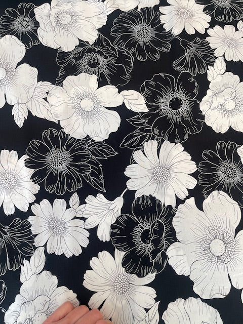 WHITE/BLACK Japanese Camellias Cotton/Rayon Lawn by Hokkoh