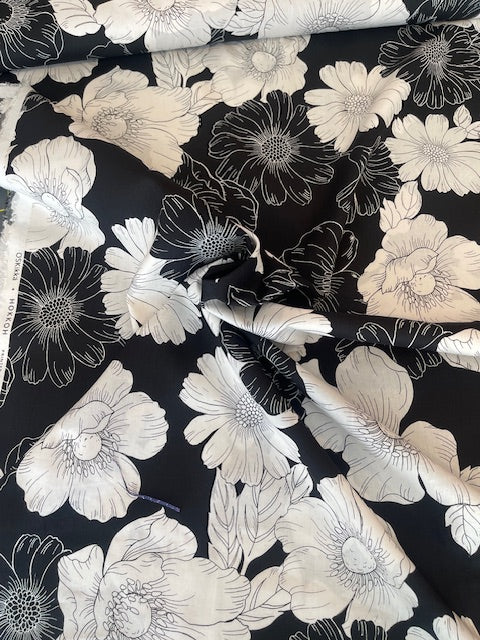 WHITE/BLACK Japanese Camellias Cotton/Rayon Lawn by Hokkoh