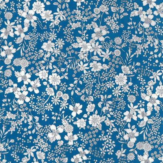 CORNFLOWER BLUE Floral 15D, Flownny I Lawn from KOKKA