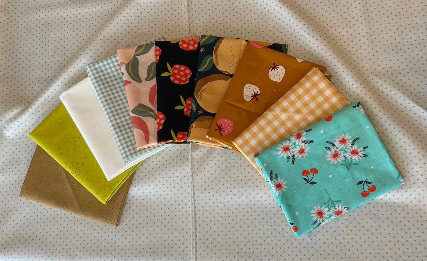Summer Pie Time 10 Fat Quarter Bundle by Beehive Craft Studio