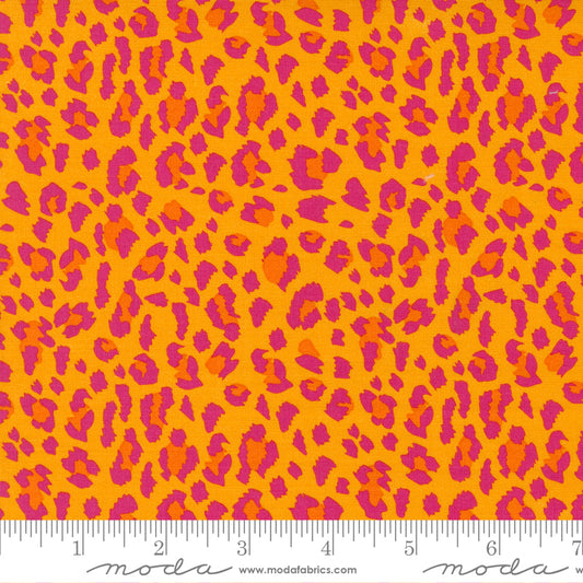 TIGER Leopard, Jungle Paradise by Stacy lest Hsu, Moda